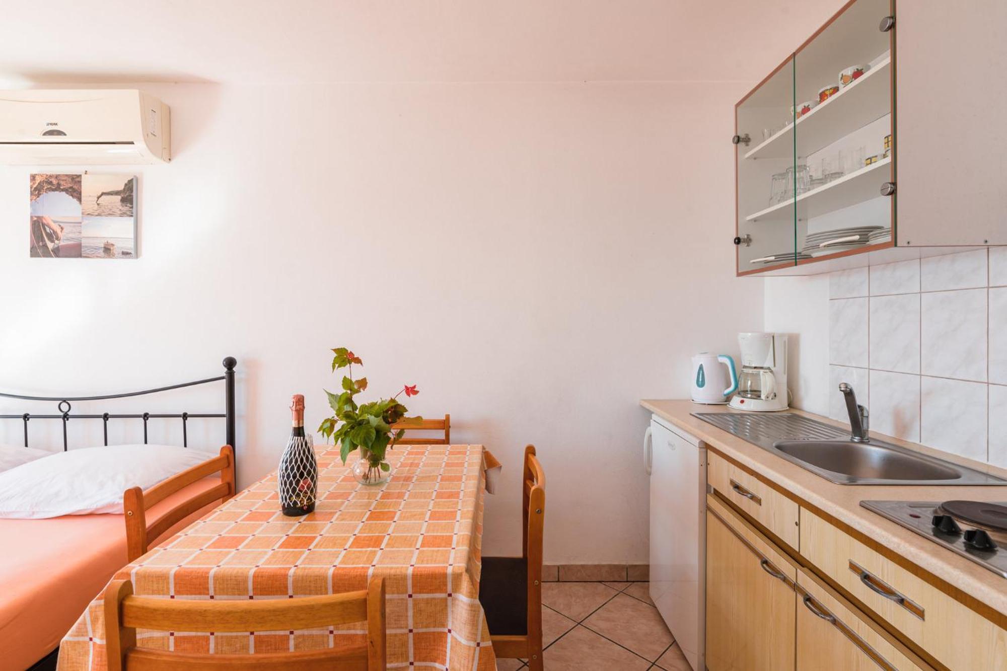 Ivan Crikvenica Chambre photo